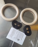 Anneaux de gymnastique en bois de grande quantité et kit d'entraînement de suspension de sangles numérotées avec logo laser pour l'entraînement physique