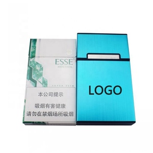 Portasigarette in Metallo Personalizzato con Logo, Chiusura Magnetica, Accessori per Fumatori per Ragazze - Product Image 5