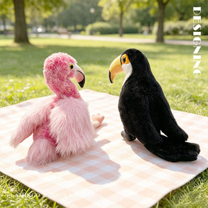 Peluche Flamant rose et Tucan Toco, jouet décoratif en tissu, cadeau réaliste, rembourrage en coton PP, plastique - Product Image 4