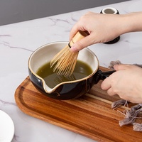 2025 Ins nouvelle boîte-cadeau mignon porte-fouet bols à thé matcha ensemble logo de luxe personnalisé bol à matcha en céramique avec bec verseur
