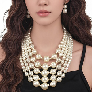 Collana di perle multistrato alla moda, lussuosa, esagerata con perline, nobile ed elegante - Product Image 2