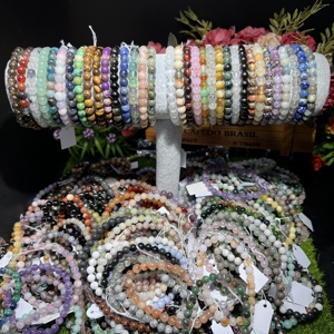 Bracelet en cristal de haute qualité en gros, artisanat en cristal de guérison pour la décoration de la maison, Feng Shui - Product Image 1