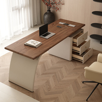 Boss Office Desk Grand bureau d'ordinateur de direction avec un design moderne et simple de luxe léger pour un usage domestique