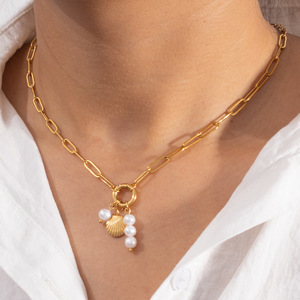 Collar con colgante elegante de acero inoxidable con cierre de presión, collar con colgante, cadena de clavícula, joyería de moda - Product Image 3