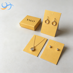 Cartes <span class=keywords><strong>de</strong></span> présentation <span class=keywords><strong>de</strong></span> bijoux en carton couleur Pantone avec logo personnalisé pour emballage <span class=keywords><strong>de</strong></span> colliers, bagues, boucles d'oreilles et créoles, gaufrées et <span class=keywords><strong>de</strong></span> taille personnalisée - Product Image 1