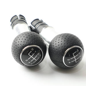 Pommeau de levier de vitesse pour Audi A3, cuir, noyau de 23 mm d'épaisseur, 5 ou 6 vitesses, design ergonomique - Product Image 1