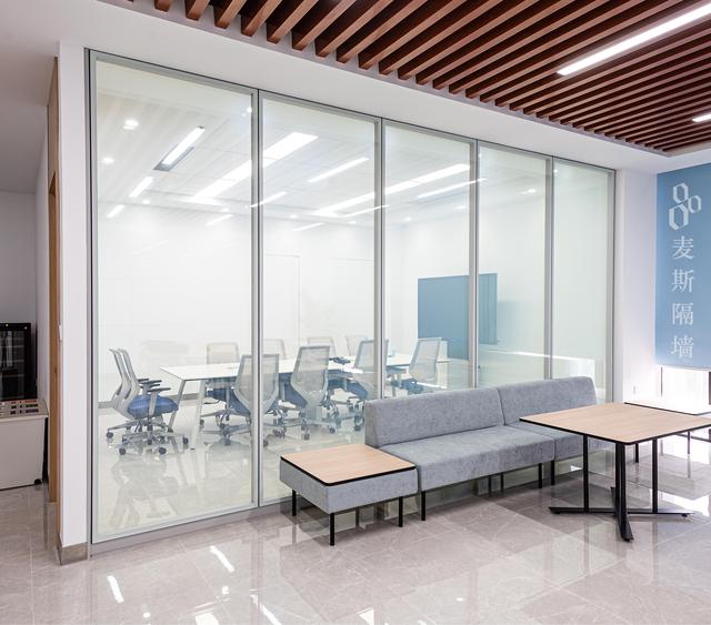 Interior Smart Glass for Hotels Switchable Electrochromic Dimmable Privacy Window Features Atomized Smart Glass