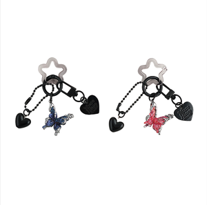 Mengda nouvelle version coréenne <span class=keywords><strong>de</strong></span> l'élément <span class=keywords><strong>de</strong></span> dés Red Love Small perlé alliage clé décoration boucle pendentif sac pendentif en gros - Product Image 1