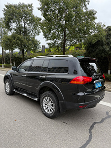 มิตซูบิชิ ปาเจโร สปอร์ต SUV ปี <span class=keywords><strong>2013</strong></span> เครื่องยนต์เบนซิน 3.0 ลิตร ขับเคลื่อน 4 ล้อ รุ่น Flagship รถยนต์มือสองขายส่ง - Product Image 3