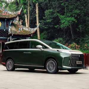รถยนต์อเนกประสงค์ขนาดใหญ่สุดหรู Arcfox Wendao V9  ระบบไฟฟ้าล้วน พร้อมระบบกันสะเทือนแม่เหล็ก พวงมาลัยหลัง สำหรับครอบครัว กำลังลดราคา - Product Image 4