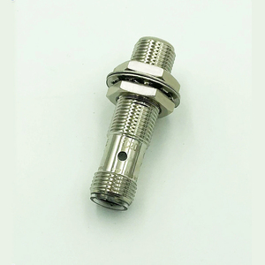 Câble capteur femelle PUR M8 sans halogène EVC144 EVC145 2m 4 conducteurs IP69K pour chaîne porte-câbles machine-outil CE Vente en gros - Product Image 6