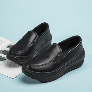 Nuove <span class=keywords><strong>Sneakers</strong></span> MD Evergreen Durevoli <span class=keywords><strong>con</strong></span> Lacci <span class=keywords><strong>Bianche</strong></span> da Infermiera <span class=keywords><strong>con</strong></span> Suola Spessa a <span class=keywords><strong>Zeppa</strong></span> e Piattaforma per Tutte le Stagioni - Product Image 2