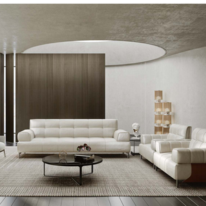 Ensemble de canapés modulaires en <span class=keywords><strong>cuir</strong></span> <span class=keywords><strong>blanc</strong></span> de luxe avec table basse pour suite d'hôtel 5 étoiles, mobilier commercial haut de gamme - Product Image 1