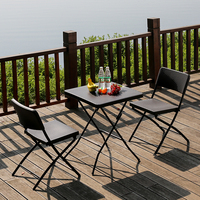 Ensemble de table et de chaises de bistrot d'extérieur en rotin PE pliable moderne, résistant aux intempéries, pour usage hôtelier