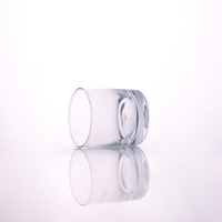Gobelet en verre transparent simple