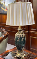 Lampe de table en cuivre sculpté à la française, style antique, avec base marron-vert – Veilleuse pour la maison, le bureau, la chambre, le salon et la décoration d'hôtel