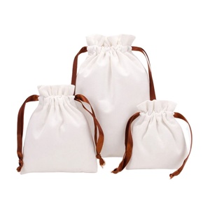 Hot Selling Stock Cotton Drawstring Bag Wedding <b>Candy</b> Gift Bags Cotton Drawstring Pouches - Product Image 1