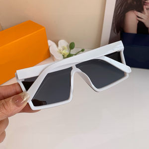 2025 Autorité Rectangulaire Blanc Cadre Bleu Lunettes De Soleil <span class=keywords><strong>Filtre</strong></span> Blu-ray Lunettes Qui Soulage La <span class=keywords><strong>Fatigue</strong></span> Des Yeux Avant L'<span class=keywords><strong>ordinateur</strong></span> - Product Image 6