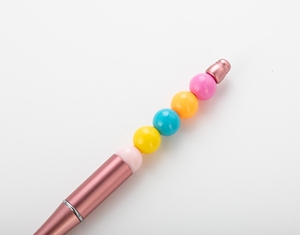 USA penjual laris buatan tangan berwarna-warni tambahkan pena manik-manik promosi DIY pena bolpoin putar kokoh plastik kosong pena dapat diisi ulang - Product Image 3