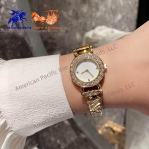 Reloj de Cuarzo para Mujer de Lujo Marca H, Esfera de Cristal de Zafiro, Caja Cuadrada de Acero Inoxidable, Correa de Cuero Italiano, Resistente al Agua 10 Bar - Product Image 2