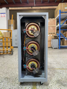 TNSシリーズ自動電圧レギュレータ3相380Vスタビライザー6KVA 9KVA 15 Kva 30kva - Product Image 2
