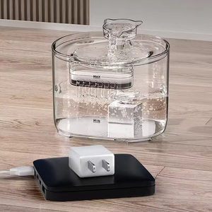 Fontaine à eau portable pour animaux de compagnie en forme de chat et de chien, design transparent, avec système de circulation automatique, facile à nettoyer, idéale pour le camping - Product Image 4
