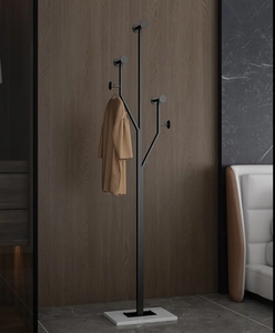 <span class=keywords><strong>Porte</strong></span>-<span class=keywords><strong>manteau</strong></span> sur pied en fer, style luxe léger italien, pour chambre et entrée, design simple et vertical - Product Image 4