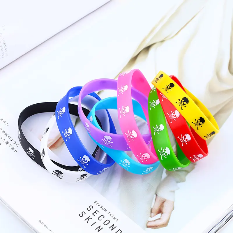 Крутой красочный силиконовый браслет на заказ с головой черепа популярный резиновый спортивный браслет и браслет для детей и взрослых спорта