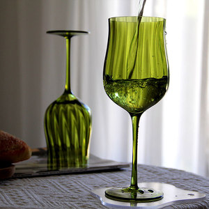 Verre à vin vert vintage français soufflé à la main, <span class=keywords><strong>forme</strong></span> tulipe, avec pied, pour <span class=keywords><strong>champagne</strong></span> et vin rouge, idéal pour les mariages et événements - Product Image 6