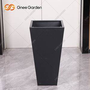 Pot de fleurs carré en acier Corten écologique galvanisé avec un design traditionnel de ferme pour une utilisation au sol à la maison et au jardin - Product Image 2