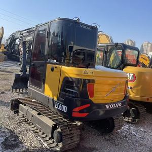 Excavatrice sur chenilles hydraulique Volvo EC60 d'occasion de 6 tonnes avec moteur Cummins, pour travaux de construction - Product Image 1