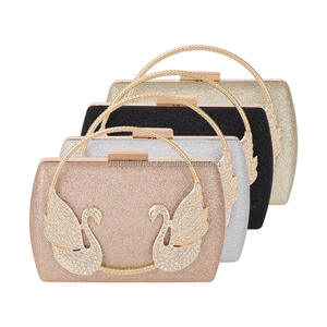 กระเป๋าคลัทช์แฟชั่นหรูหราสำหรับผู้หญิง พร้อมตัวล็อคโลหะและสายสะพายไหล่-กระเป๋าสำหรับงานเลี้ยงอาหารค่ำและงานปาร์ตี้ DAQI - Product Image 6