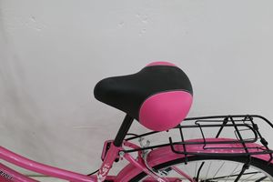 Vélo de ville <span class=keywords><strong>hollandais</strong></span> pour <span class=keywords><strong>femme</strong></span> à <span class=keywords><strong>prix</strong></span> abordable, avec jante en alliage OEM, cadre en acier, simple vitesse, 28 pouces - Product Image 4