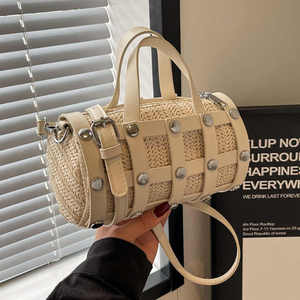 Sacs en paille avec rivets, sacs à main élégants pour femmes, nouvelle mode 2025, sacs messager en cuir légers et féminins - Product Image 5