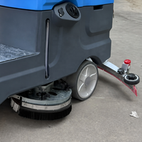 LM-W580 Nouvelle autolaveuse autoportée à batterie 24V avec balai de 1000 mm et moteur d'aspiration 1600W, alarme de niveau d'eaux usées