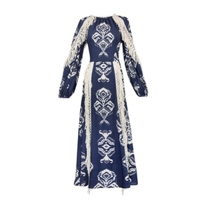 Robe longue bohème imprimé Ikat à manches bouffantes, bordure <span class=keywords><strong>en</strong></span> dentelle à franges, col froncé, taille ajustée, silhouette fluide <span class=keywords><strong>en</strong></span> A, style ethnique pour les vacances - Product Image 1
