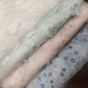 Tissu maille dentelle blanche maille découpée au laser fleur de prunier vêtements d'été pour enfants ours mignon utiliser 3d broderie dentelle maille tissu - Product Image 6