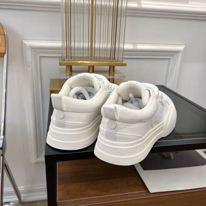 Calzado Deportivo de Lujo con Cordones de Malla, Personalizado por Diseñadores de Marca, de Alta Calidad, Moderno y Duradero, con Amortiguación - Product Image 5