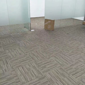 Nuevo Diseño Moderno, Alfombra Modular Tipo Rompecabezas, Cómoda, 100% Polipropileno, Revestimiento de PVC, para Oficina, 50x50, Cuadrada, Comercial - Product Image 3