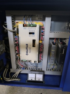 Máquina de Moldeo por Inyección de Plástico Haitiana de Segunda Mano de 200 Toneladas, Horizontal, con Servomotor - Product Image 5