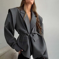 Prêt à expédier Nouveau Blazer Oversize Style Urbain Moderne avec Double Ceinture à Nouer sur les Épaules Manteaux d'Automne pour Femme Vente en Gros Dropshipping