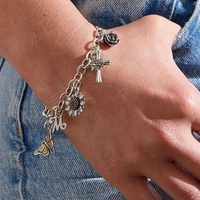 Pendentif, Bracelet, Collier et Boucles d'oreilles en Argent Pur Classique avec Breloque Émaillée, Produit James Avery en Gros