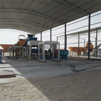 Machine mobile automatique de fabrication de blocs creux en argile à petite échelle avec pression hydraulique et moteur