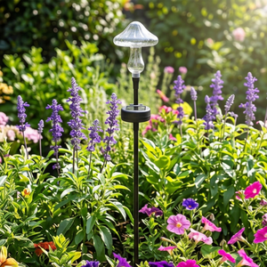 Idea de Regalo para Festividades: Luz Decorativa Solar con Silueta de Hongo para Navidad, Halloween y Decoración de Fiestas al Aire Libre - Product Image 3