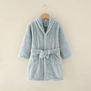 Albornoz de franela suave y cálido para bebé, <span class=keywords><strong>pijama</strong></span> grueso de lana coral, bata de baño para niños, venta al por mayor - Product Image 4