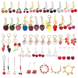 Portachiavi Multicolore a Forma di Ciliegia, Ciondolo Frutta Sfumato Tonalità Oro e Colore AB, Charm per Borsa con Chiusura a Moschettone/Cuore - Product Image 3