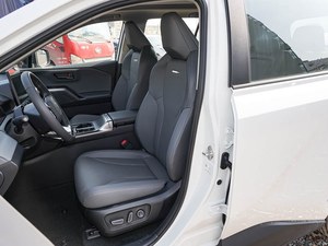 Toyota RAV4 Hybrid Limited AWD SUV 4 porte usata 2022-2026 con interni scuri, guida a sinistra, consegna rapida e disponibile per la vendita - Product Image 6