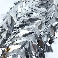 Tissu de dentelle de maille de tulle brodé en gros avec des techniques tricotées de paillettes d'argent doré pour des accessoires de maillots de bain de robes