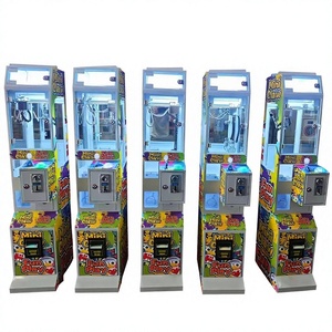 Máquina de grúa de garras para premios Mega Mini Doll YIRUN, equipo de juego a monedas personalizado para <span class=keywords><strong>alquiler</strong></span> con aceptador de billetes - Product Image 1