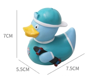 PVC tắm Vịt em bé tắm Float Pinch gọi là âm thanh trẻ em chơi bãi biển Đồ chơi Skateboard vịt - Product Image 2